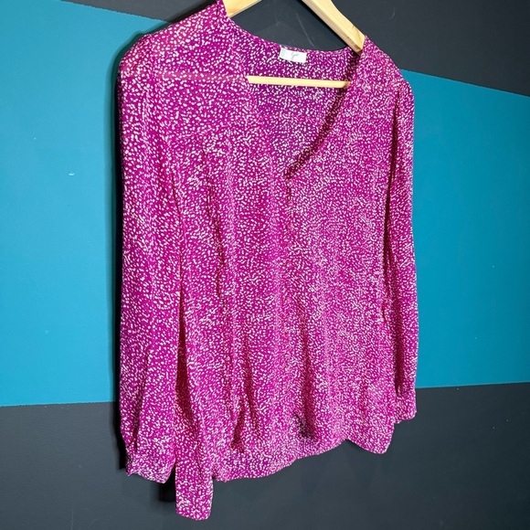 Joie Fuchsia Blouse with White Speckles100% Silk - Picture 2 of 8